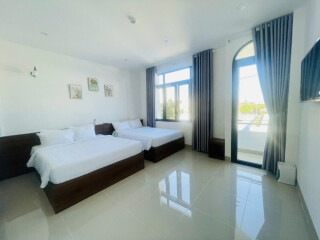 khach-san-amazon-hotel