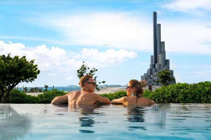 stelia-beach-resort-tuy-hoa-big-0