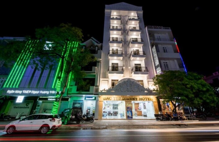 dac-tin-luxury-hotel-big-0