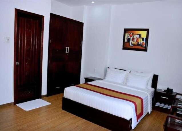 dac-tin-luxury-hotel-big-2